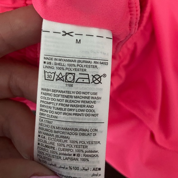 Pink workout shorts - Picture 6 of 6